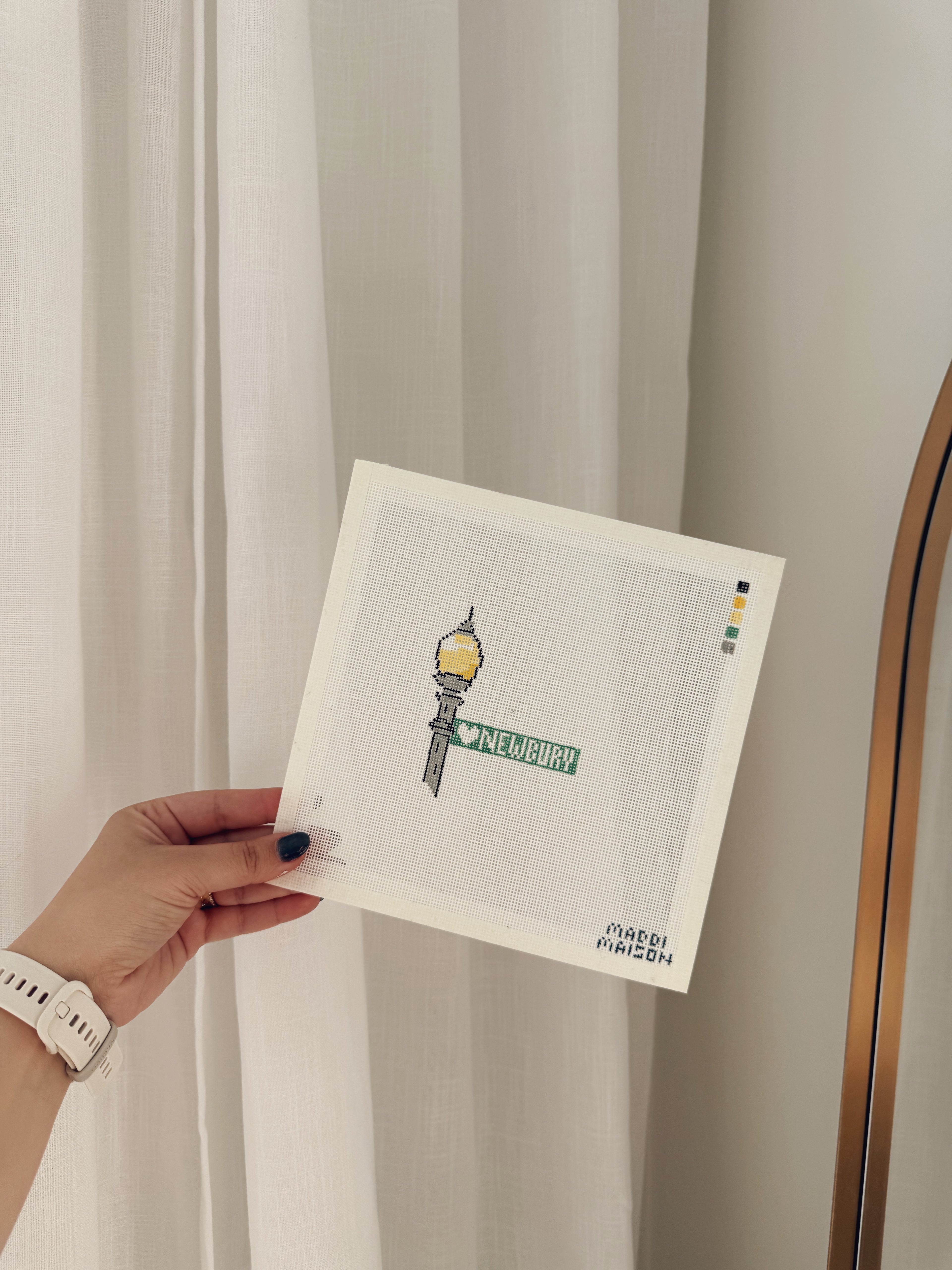 NEWBURY STREETLIGHT || MADDI MAISON