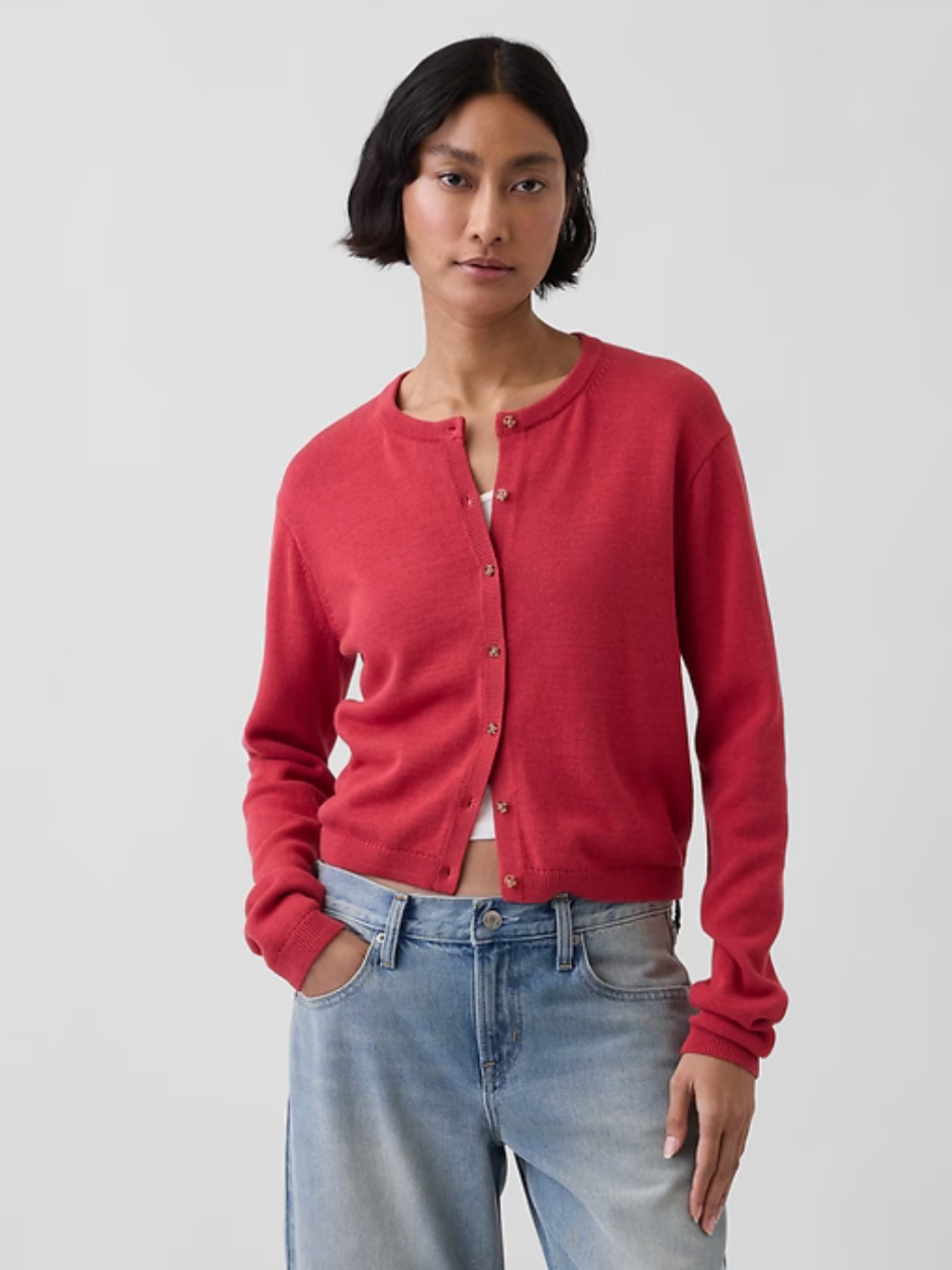 E. Teddy Initial Sweater !!